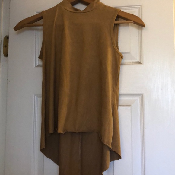 Brown sleeveless top - Picture 1 of 6